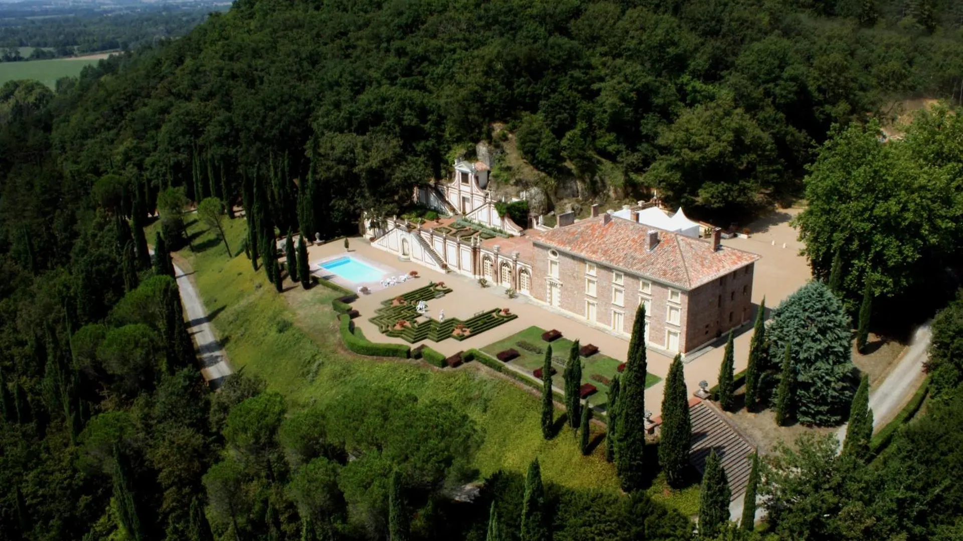 Chateau De Roques Teilhet