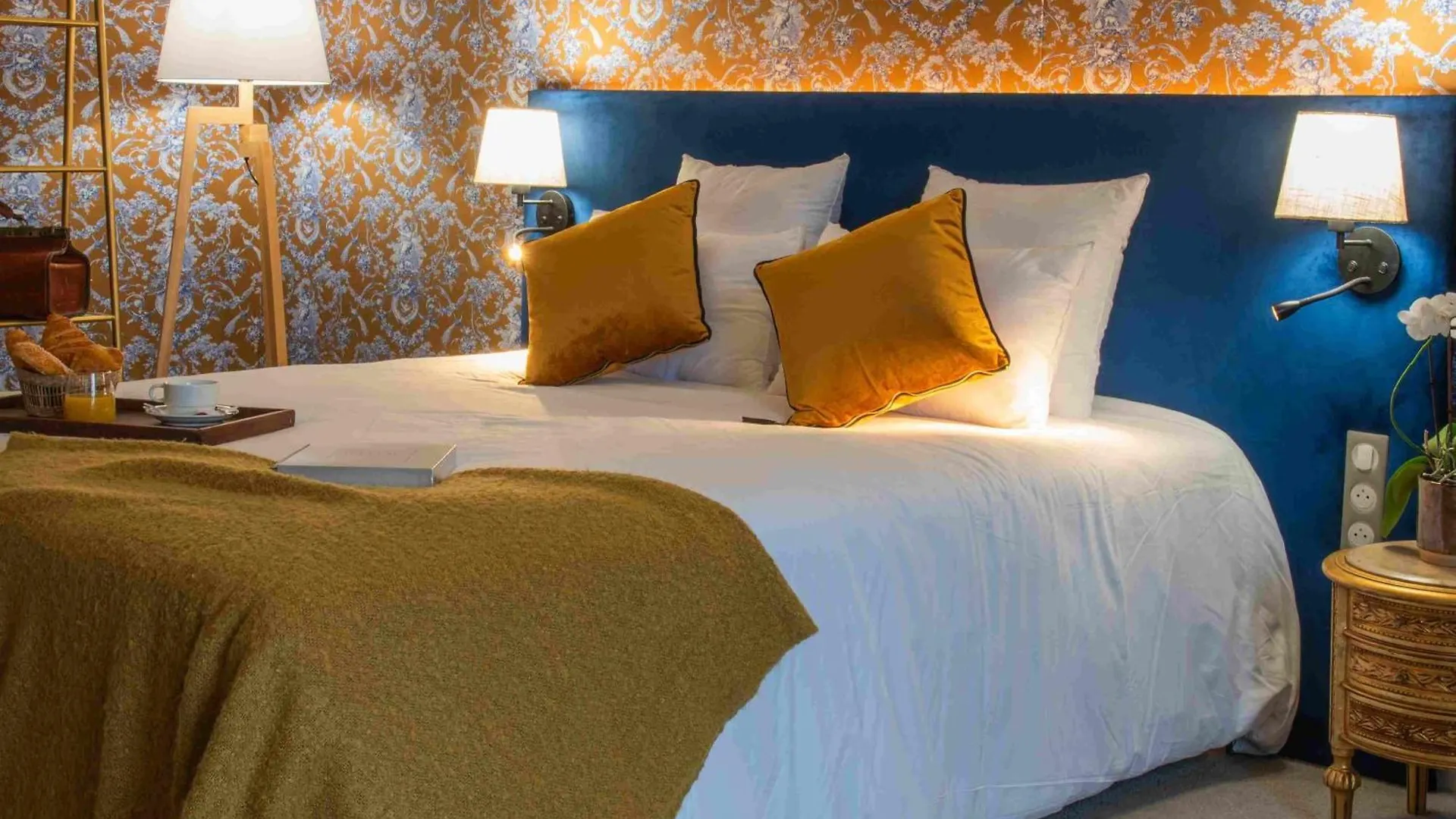 Chateau De Roques Teilhet  Hotel