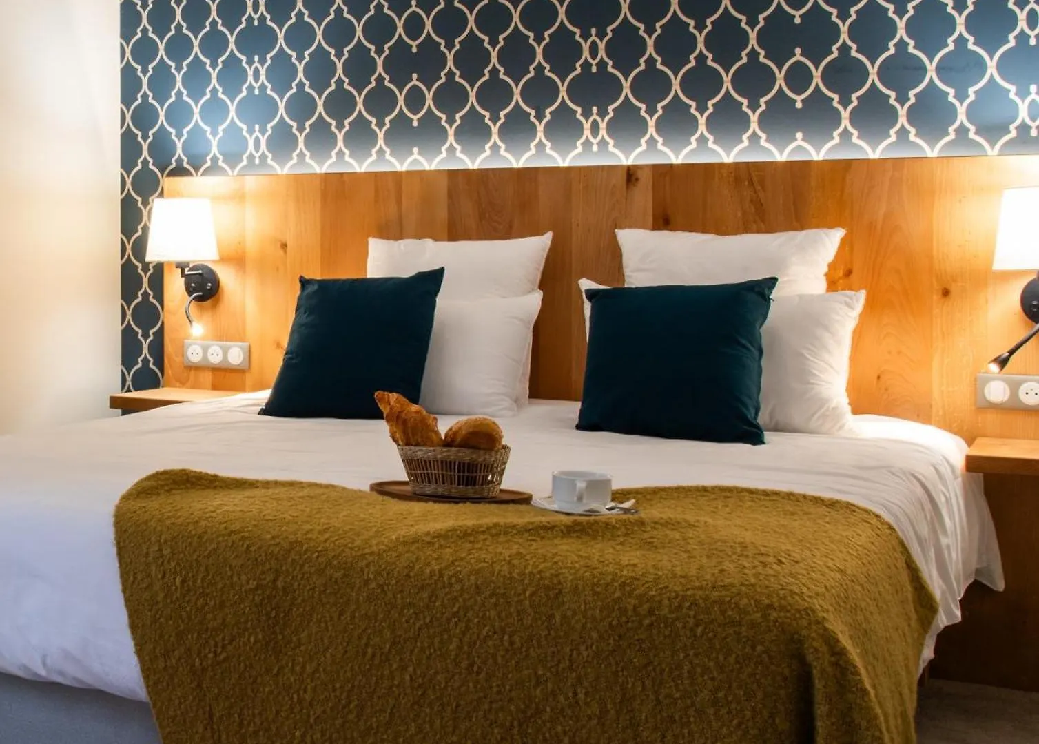Chateau De Roques Teilhet  Hotel